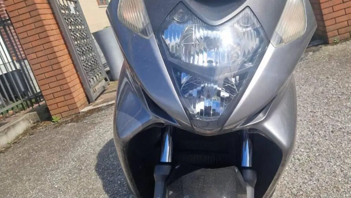 Honda Silver Wing 400 (2006 - 09)  (2)