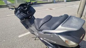 Honda Silver Wing 400 (2006 - 09)  (3)