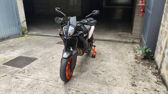KTM 890 SMT (2023 - 25) usata