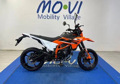 KTM 125 SMC R (2025 - 26) - Annuncio 9821962