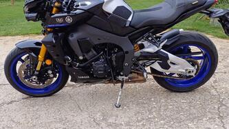 Yamaha MT-10 SP (2022 - 25) usata