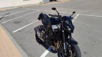 Kawasaki Z 900 (2025) usata