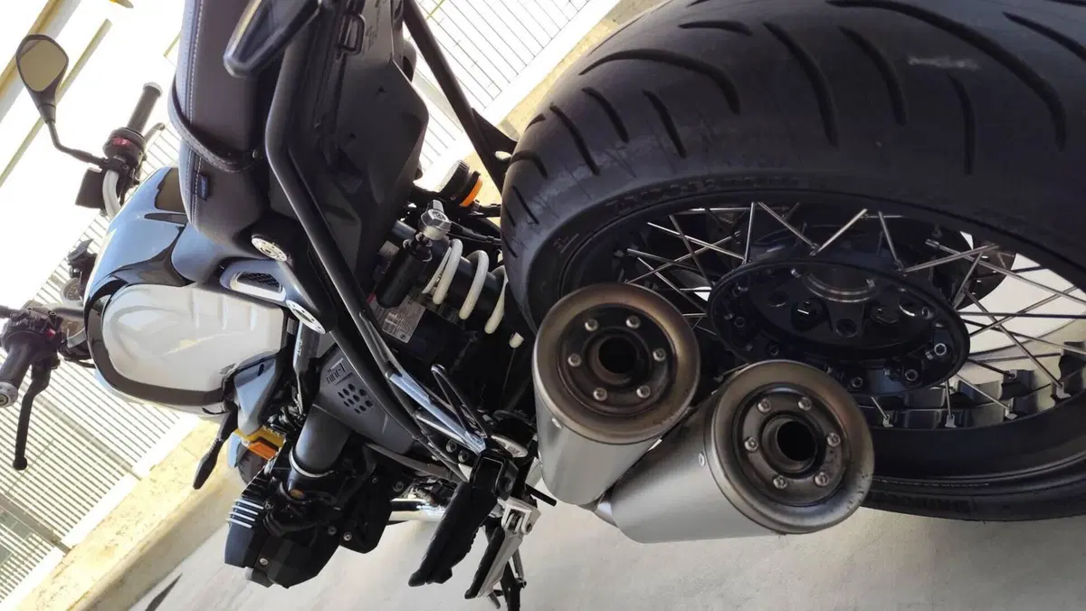 Bmw R nineT (2021 - 24)  (4)