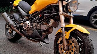 Ducati Monster 900 (1997 - 98)