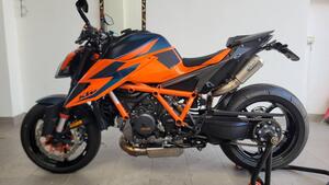 KTM 1290 Super Duke R (2021) 