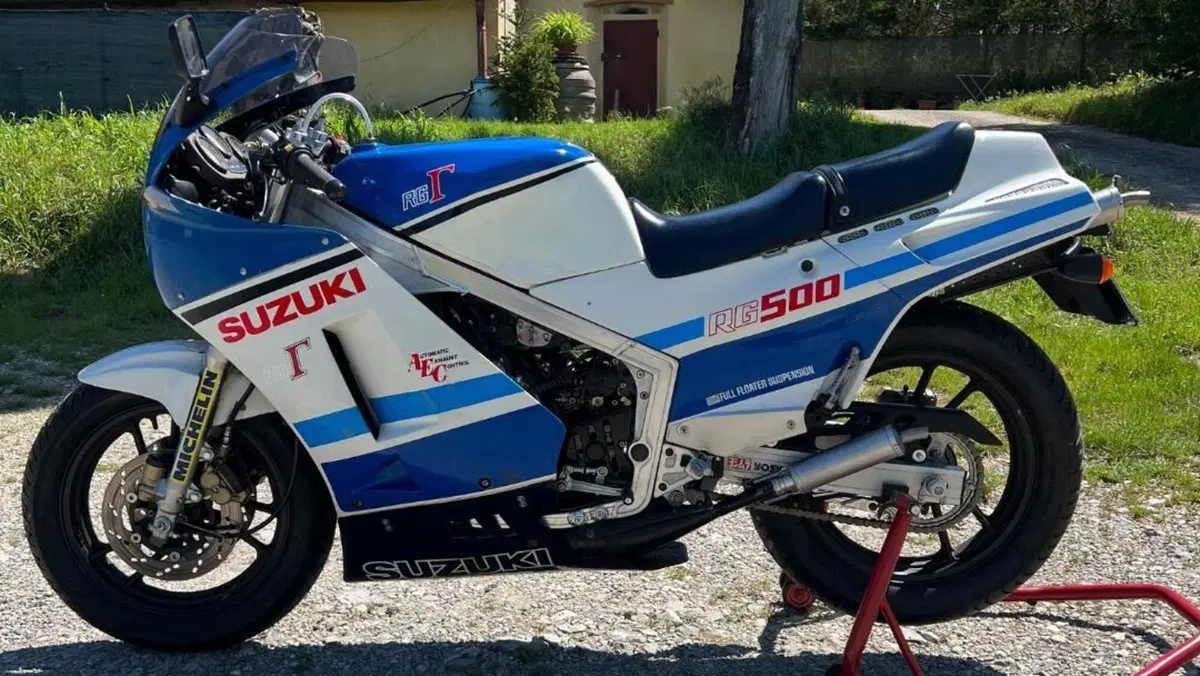 Suzuki   (5)