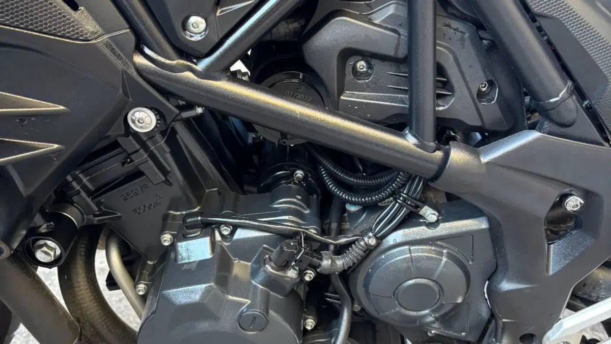Benelli TRK 502 (2021 - 25)  (6)