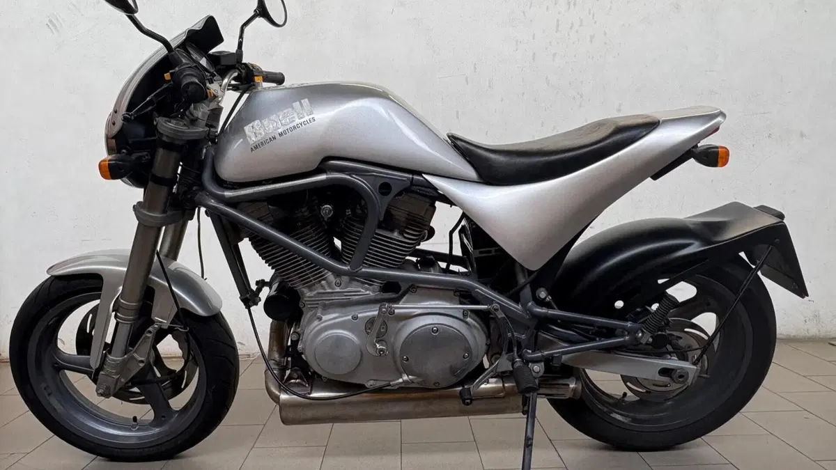 Buell Lightning S1 (1997 01)  (3)