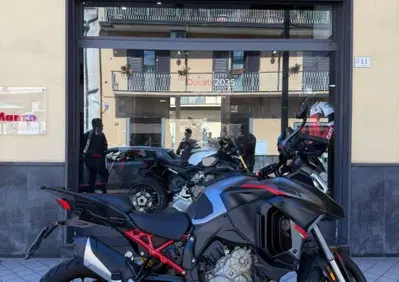 Ducati Multistrada V4 S Grand Tour (2024) - Annuncio 9822840