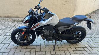 KTM 790 Duke L (2023 - 24) usata