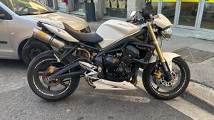 Triumph Street Triple (2007 - 12) 