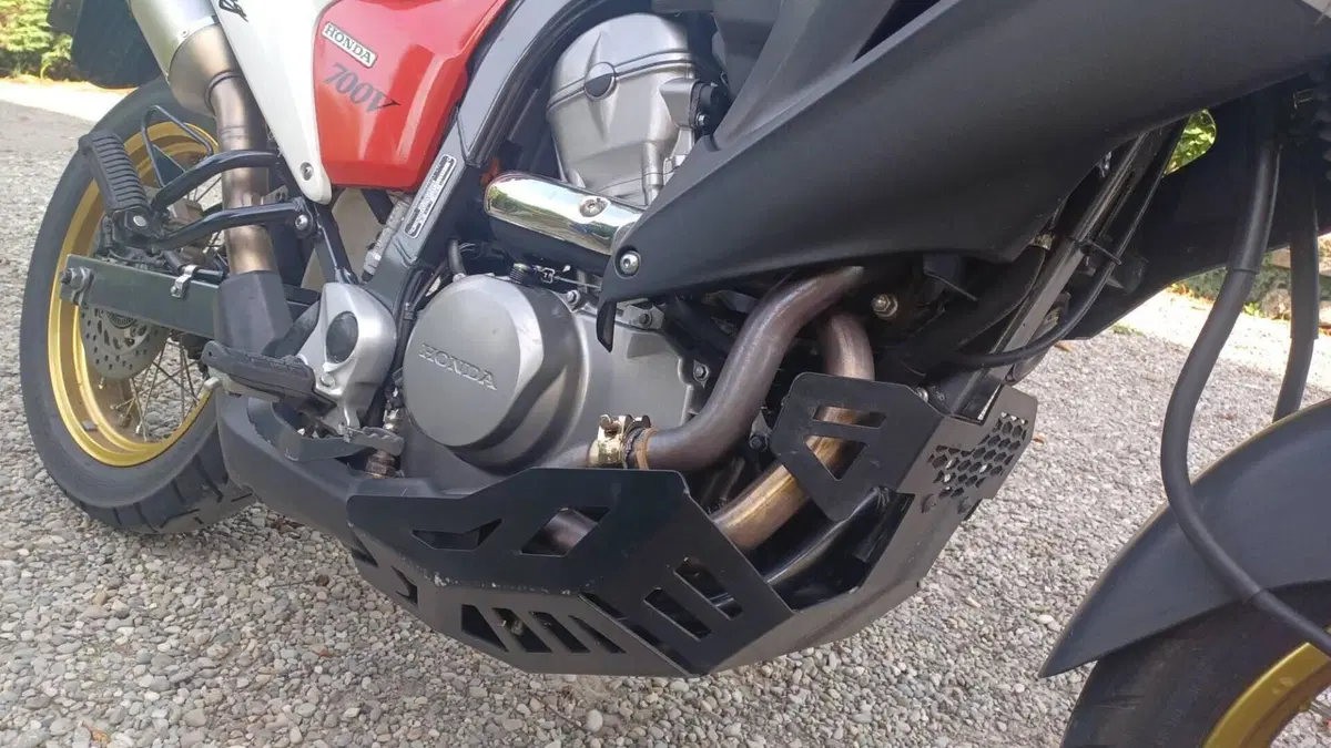 Honda Transalp XL 700 V (2007 - 2013)  (4)