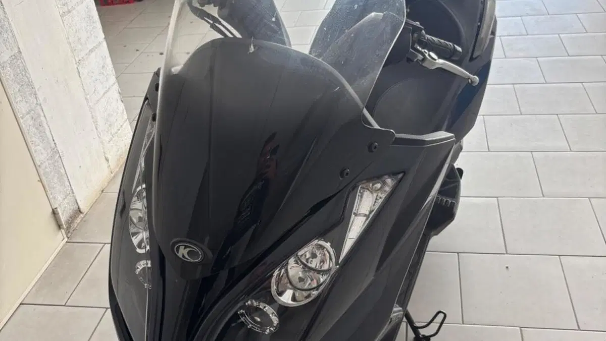 Kymco Downtown 300i (2009 - 17) 