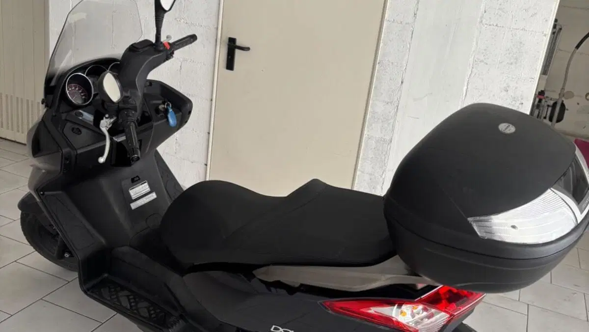 Kymco Downtown 300i (2009 - 17)  (2)