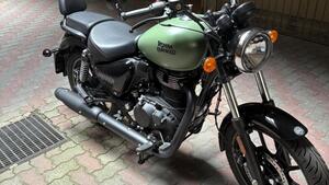 Royal Enfield Meteor 350 Fireball (2021 - 25) 