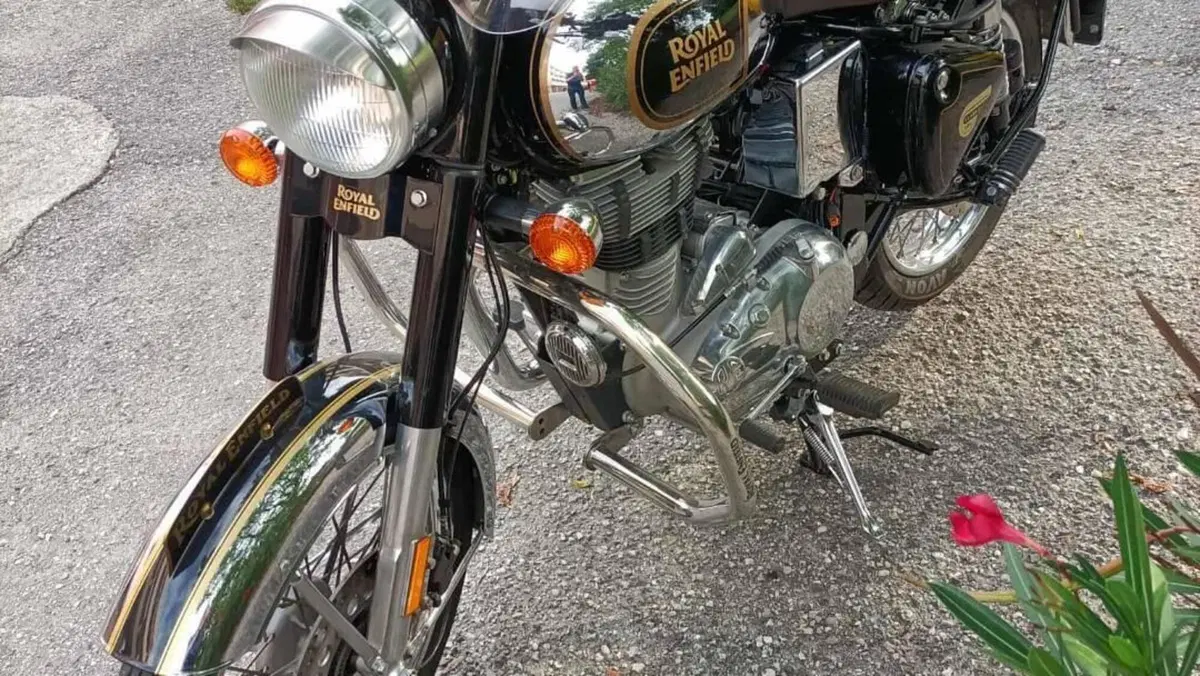 Royal Enfield Classic 500 EFI - Chrome (2017 - 20)  (2)