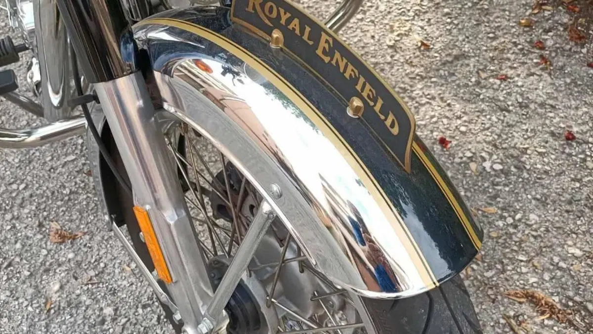 Royal Enfield Classic 500 EFI - Chrome (2017 - 20)  (4)