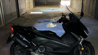 Yamaha T-Max 530 (2017 - 19) usata