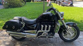 Triumph Rocket 3 Classic (2006 - 11) usata