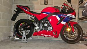 Honda CBR 600 RR (2024 - 25) 