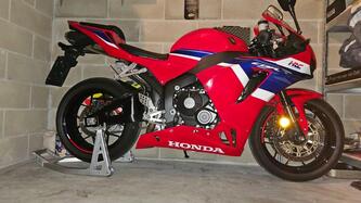 Honda CBR 600 RR (2024 - 25) usata