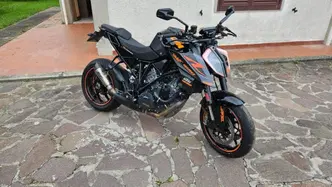 KTM 1290 Super Duke R (2019) usata