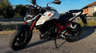 Honda CB 750 Hornet (2023 - 24)