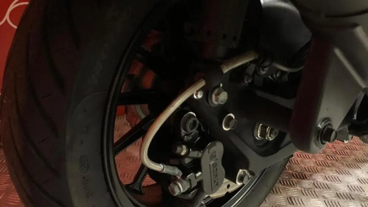 Kymco Agility 300i (2021 - 25)  (6)