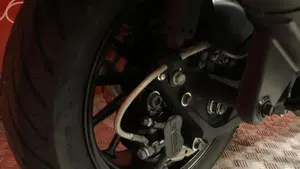 Kymco Agility 300i (2021 - 25)  (6)