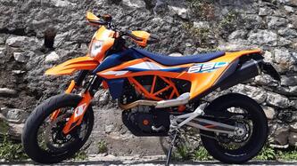KTM 690 SMC R (2023 - 25) usata