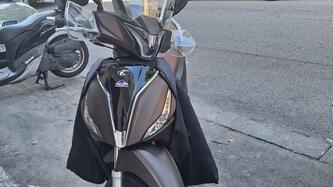 Kymco People 125i S (2020) usata