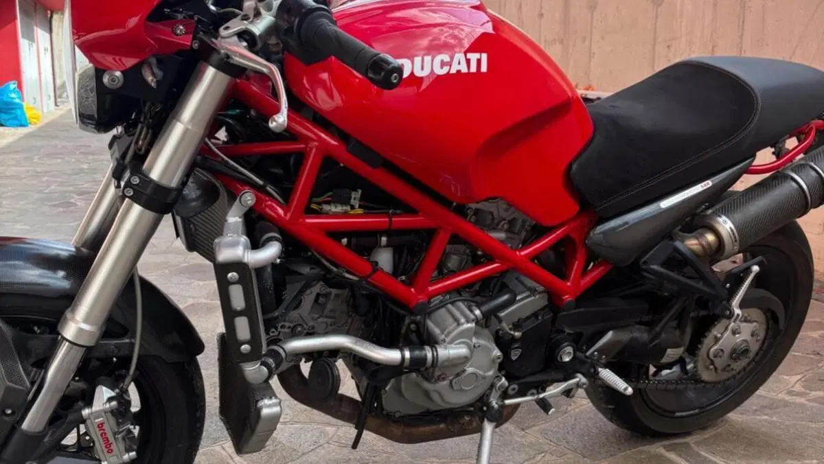 Ducati Monster S4R Testastretta  (3)