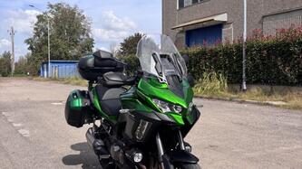 Kawasaki Versys 1000 S Tourer Plus (2021) usata