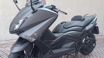 Yamaha T-Max 530 (2015 - 16) usata