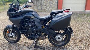 MV Agusta Turismo Veloce 800 Lusso SCS (2021 - 25) 