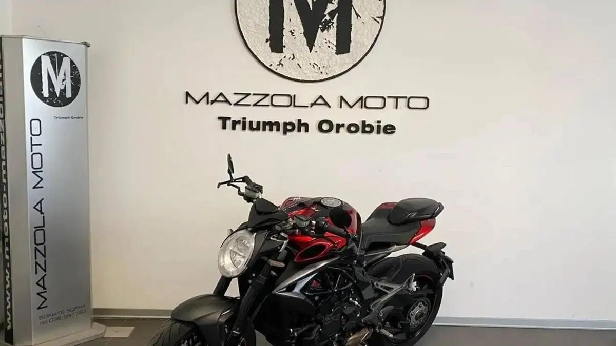 MV Agusta Brutale 800 RR (2017 - 20)  (4)