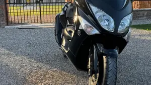 Yamaha T-Max 500 (2008 - 12)  (4)