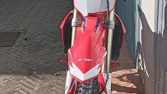 Honda CRF 250 R (2023) usata