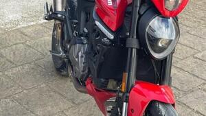 Ducati Monster 937 + (2021 - 25)