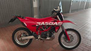 GASGAS ES 700 (2022 - 25) 