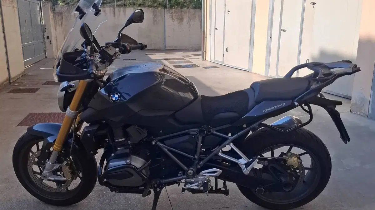 Bmw R 1200 R (2015 - 16)  (4)