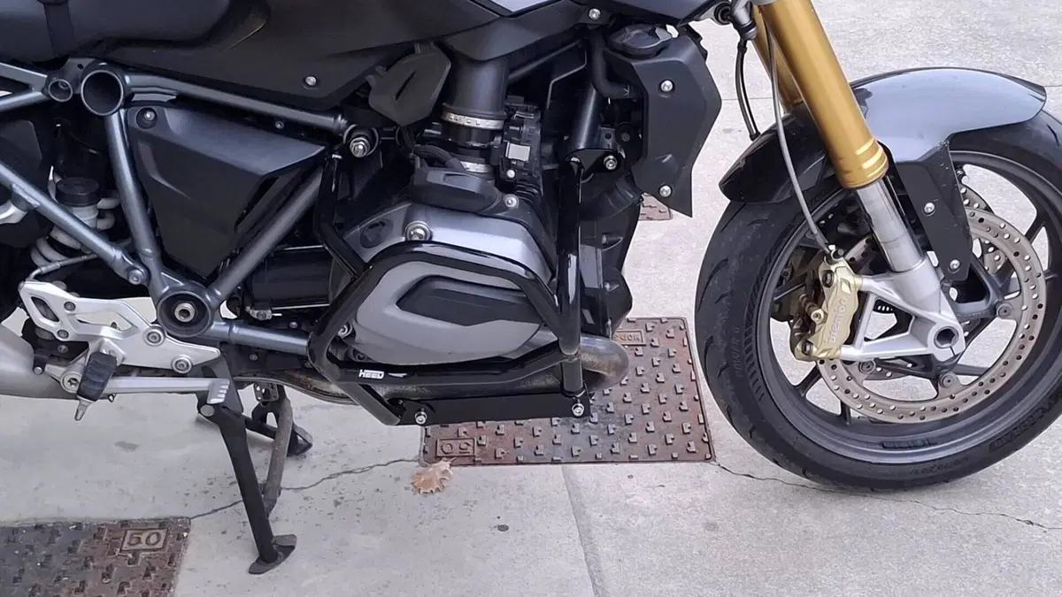 Bmw R 1200 R (2015 - 16)  (6)