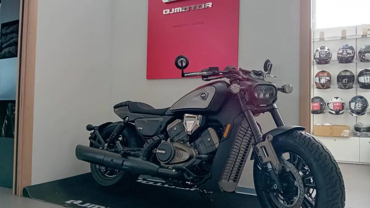 QJ Motor SRV 600 V (2025 - 26) 