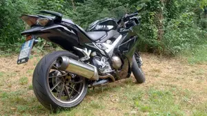 Honda VFR 800 F (2014 - 16)  (2)