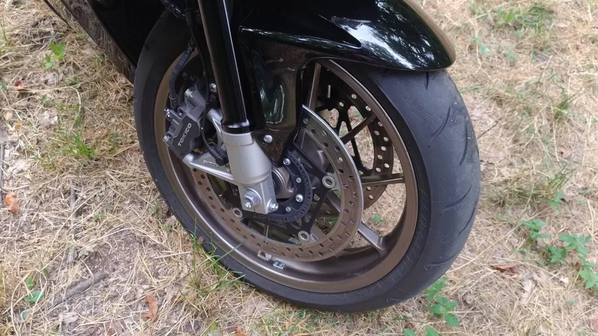 Honda VFR 800 F (2014 - 16)  (5)