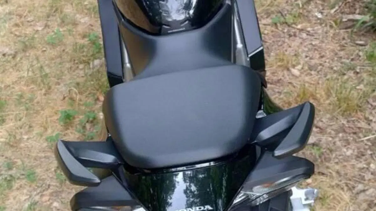 Honda VFR 800 F (2014 - 16)  (7)