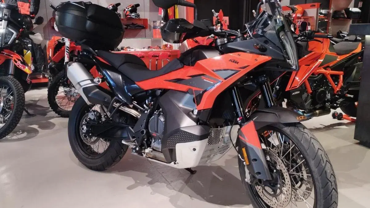 KTM 790 Adventure (2025 - 26)  (2)