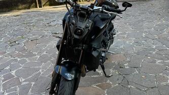 Yamaha MT-09 (2021 - 23) usata