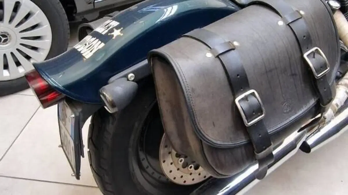 Harley-Davidson 1450 Night Train (1999 - 03) - FXSTB  (20)
