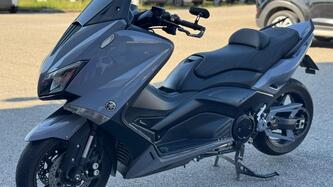 Yamaha T-Max 530 Lux Max ABS (2016 - 17)